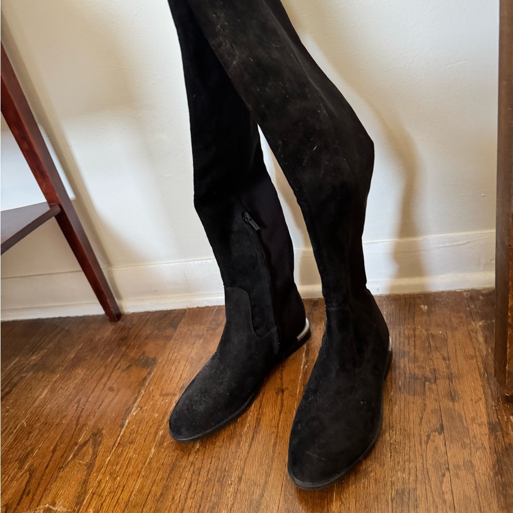 Black Knee-High Women's Boots